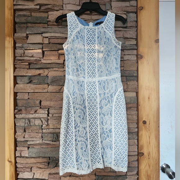 Sangria Overlay Lace Dress - Picture 3 of 6